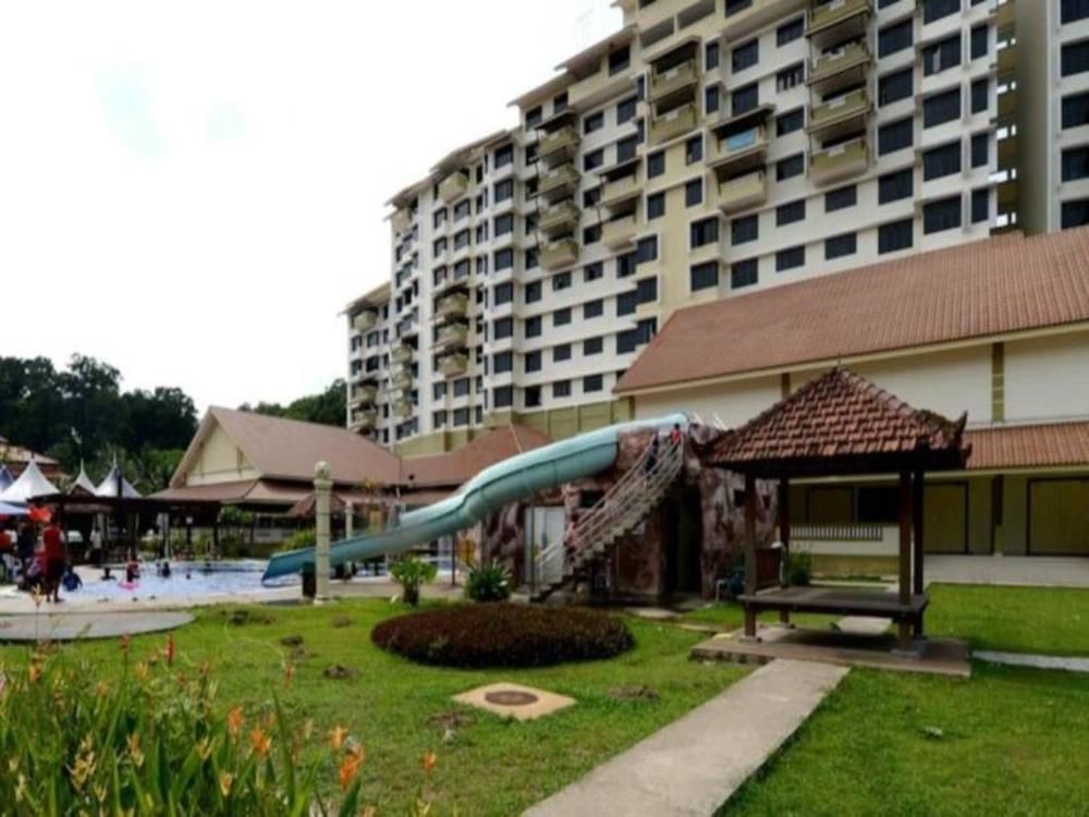 Puteri Beach Resort Port Dickson Ngoại thất bức ảnh