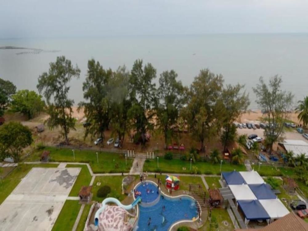Puteri Beach Resort Port Dickson Ngoại thất bức ảnh